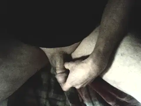 Snapshot of Dllarge chatting on December 15, 6:08 am Dllarge online show from December 15, 6:08 am