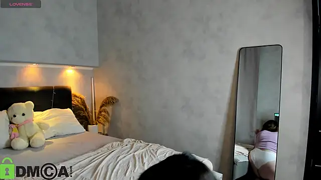 Ruth Oliver online show from March 12, 9:24 am