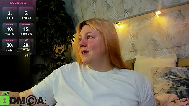 Ruth Oliver online show from October 29, 1:04 am