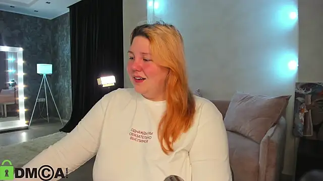 Ruth Oliver online show from October 28, 1:06 am