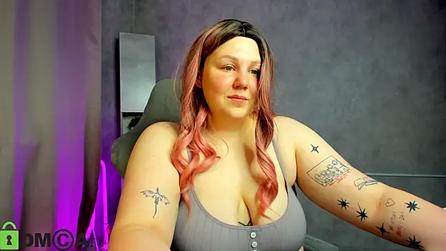 Ruth Oliver online show from December 5, 1:16 am