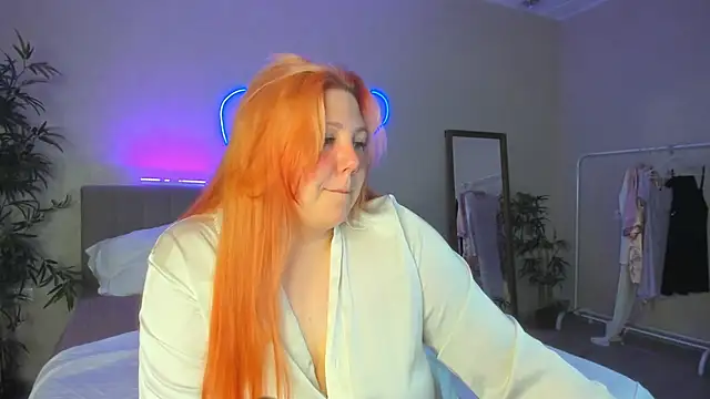 Ruth Oliver online show from September 12, 12:22 am