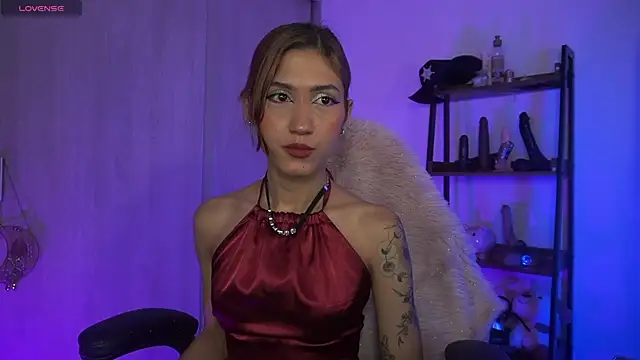 MissKorah online show from July 26, 1:23 am