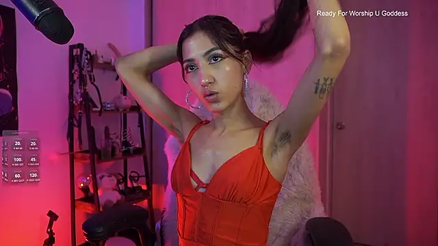 MissKorah online show from March 6, 2:17 am