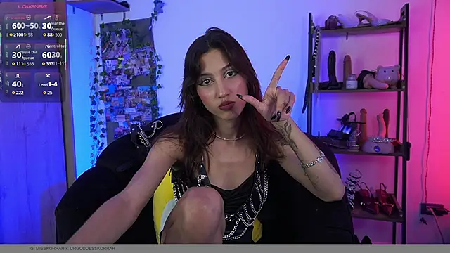 MissKorah online show from November 27, 10:32 pm