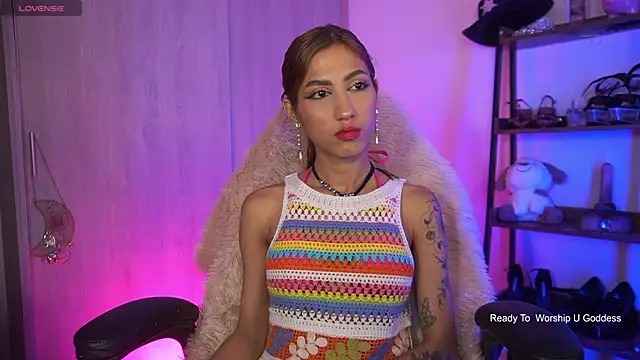 MissKorah online show from July 4, 2:51 am