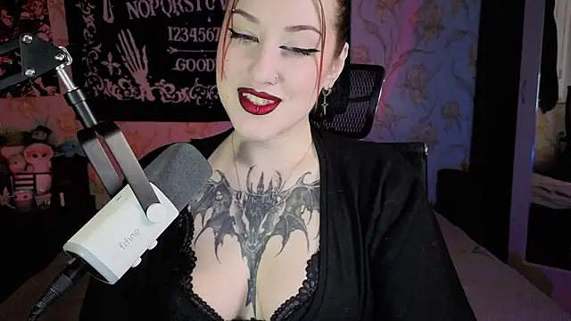 Kimpossible1 online show from February 10, 5:28 am