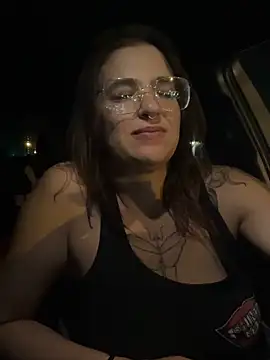 Snapshot of SafeinouterSpace chatting on November 13, 7:56 am SafeinouterSpace online show from November 13, 7:56 am