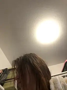 Snapshot of SafeinouterSpace chatting on November 6, 3:16 pm SafeinouterSpace online show from November 6, 3:16 pm