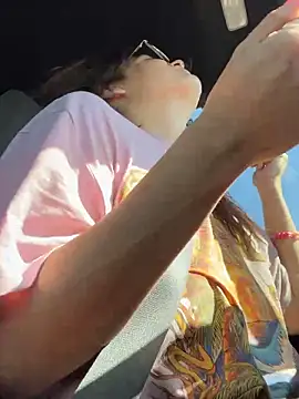 Snapshot of SafeinouterSpace chatting on October 15, 6:05 pm SafeinouterSpace online show from October 15, 6:05 pm