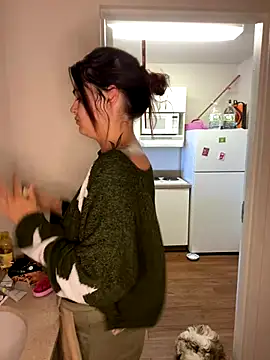 Snapshot of SafeinouterSpace chatting on October 16, 6:16 pm SafeinouterSpace online show from October 16, 6:16 pm