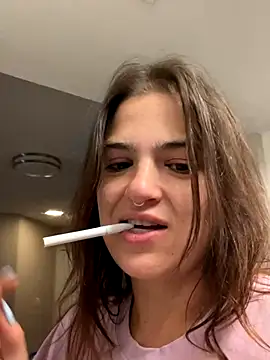 Snapshot of SafeinouterSpace chatting on November 8, 10:08 am SafeinouterSpace online show from November 8, 10:08 am