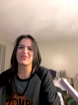 Snapshot of SafeinouterSpace chatting on November 28, 1:17 am SafeinouterSpace online show from November 28, 1:17 am