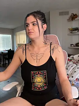 SafeinouterSpace online show from February 17, 9:56 pm