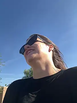 Snapshot of SafeinouterSpace chatting on November 2, 4:45 pm SafeinouterSpace online show from November 2, 4:45 pm