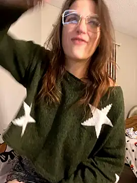 Snapshot of SafeinouterSpace chatting on November 22, 8:13 am SafeinouterSpace online show from November 22, 8:13 am