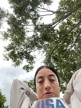 Ady 18 online show from October 28, 7:13 pm