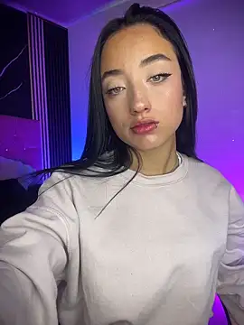 Ady 18 online show from April 10, 5:20 pm