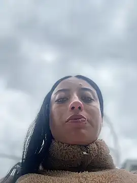 Ady 18 online show from April 13, 4:33 pm