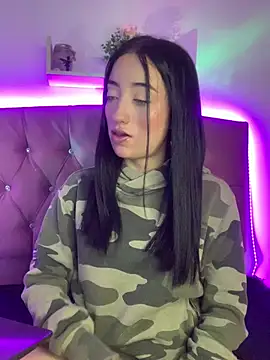 Snapshot of Ady_18 chatting on February 27, 5:16 pm Ady 18 online show from February 27, 5:16 pm