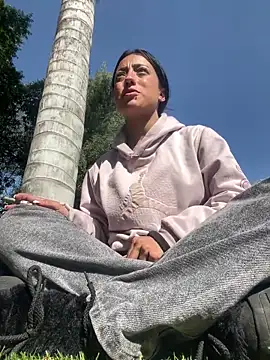 Ady 18 online show from February 28, 2:06 pm