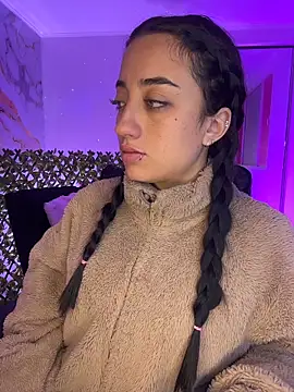 Ady 18 online show from March 10, 1:37 pm