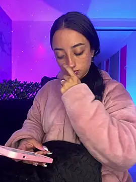 Ady 18 online show from February 17, 9:12 pm