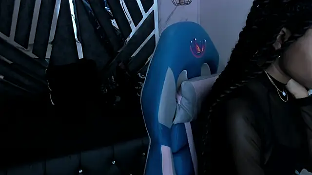 Queen perla  online show from October 24, 6:18 pm