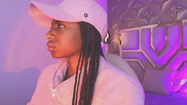 Queen perla  online show from March 20, 12:06 pm