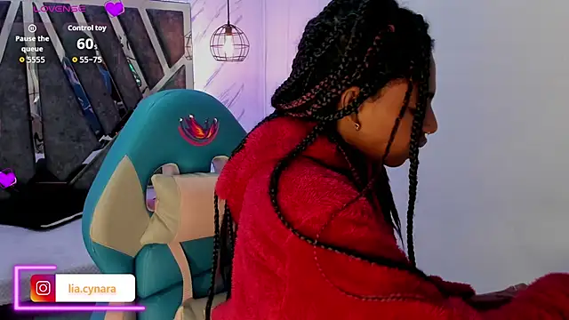 Queen perla  online show from September 21, 12:10 pm