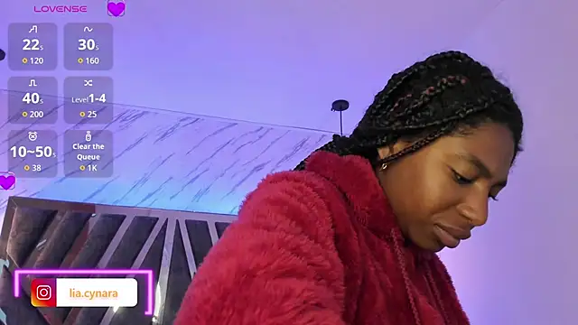 Queen perla  online show from September 18, 11:35 am