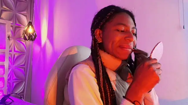 Queen perla  online show from March 6, 12:22 pm