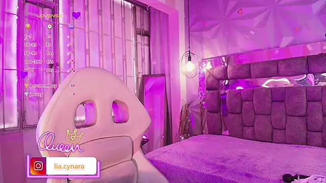Queen perla  online show from May 11, 4:04 pm