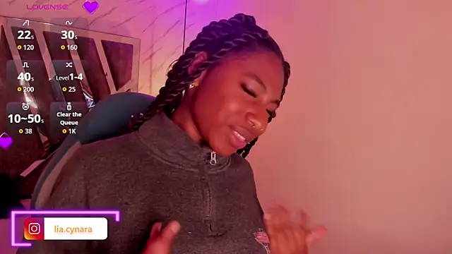 Queen perla  online show from October 13, 12:07 pm