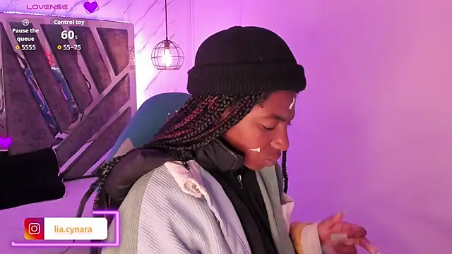 Queen perla  online show from September 16, 11:33 am