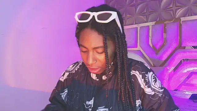 Queen perla  online show from March 21, 12:09 pm