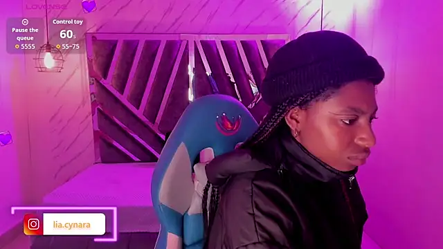 Queen perla  online show from October 2, 11:46 am