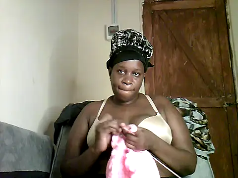 Snapshot of Sexy_valentine001 chatting on October 9, 8:09 pm Sexy valentine001 online show from October 9, 8:09 pm