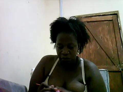 Snapshot of Sexy_valentine001 chatting on October 13, 9:38 pm Sexy valentine001 online show from October 13, 9:38 pm