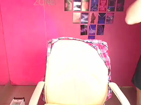 Lissmilf online show from February 12, 12:38 pm