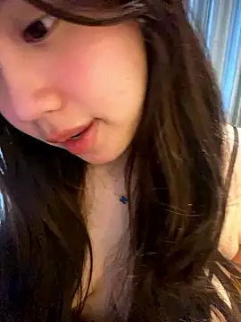 Snapshot of Hotellinh12 chatting on January 16, 6:45 pm Hotellinh12 online show from January 16, 6:45 pm