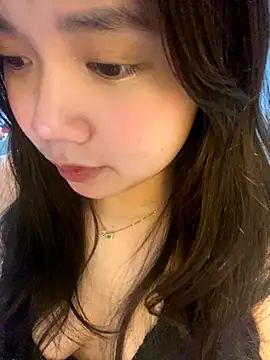 Hotellinh12 online show from November 7, 3:27 pm