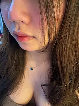 Hotellinh12 online show from April 26, 4:04 pm