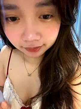 Hotellinh12 online show from November 11, 4:46 pm