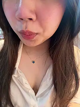 Hotellinh12 online show from April 10, 5:47 am