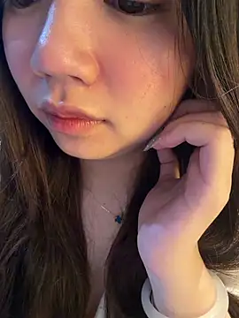 Hotellinh12 online show from April 23, 4:19 pm