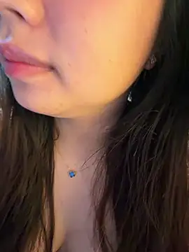 Hotellinh12 online show from July 17, 4:04 pm