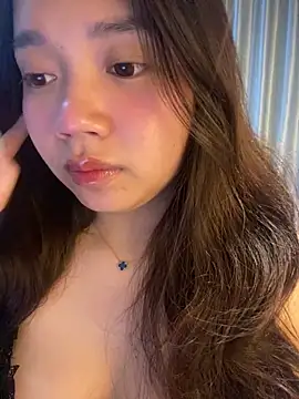 Hotellinh12 online show from March 20, 3:02 pm