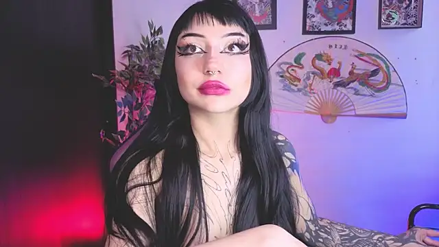 Snapshot of catipetite chatting on July 9, 7:35 pm catipetite online show from July 9, 7:35 pm