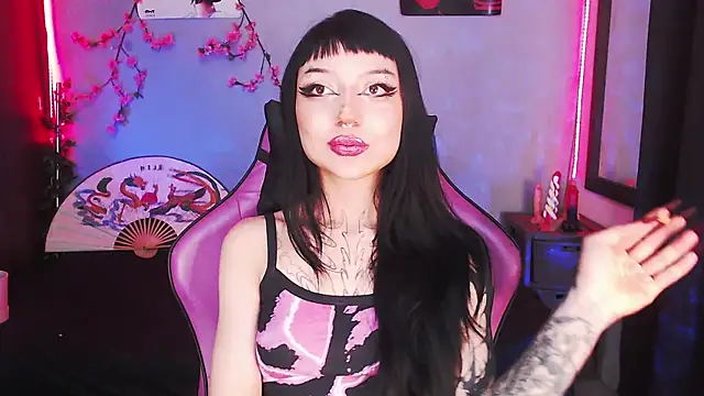 catipetite online show from January 18, 2:48 am